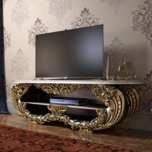 میز تلویزیون چوبی سلطنتی 160 سانتی‌متر بدون کشو طلایی نقره ای جزئیات منبت طلایی میز تلویزیون روشا (نمای نزدیک)